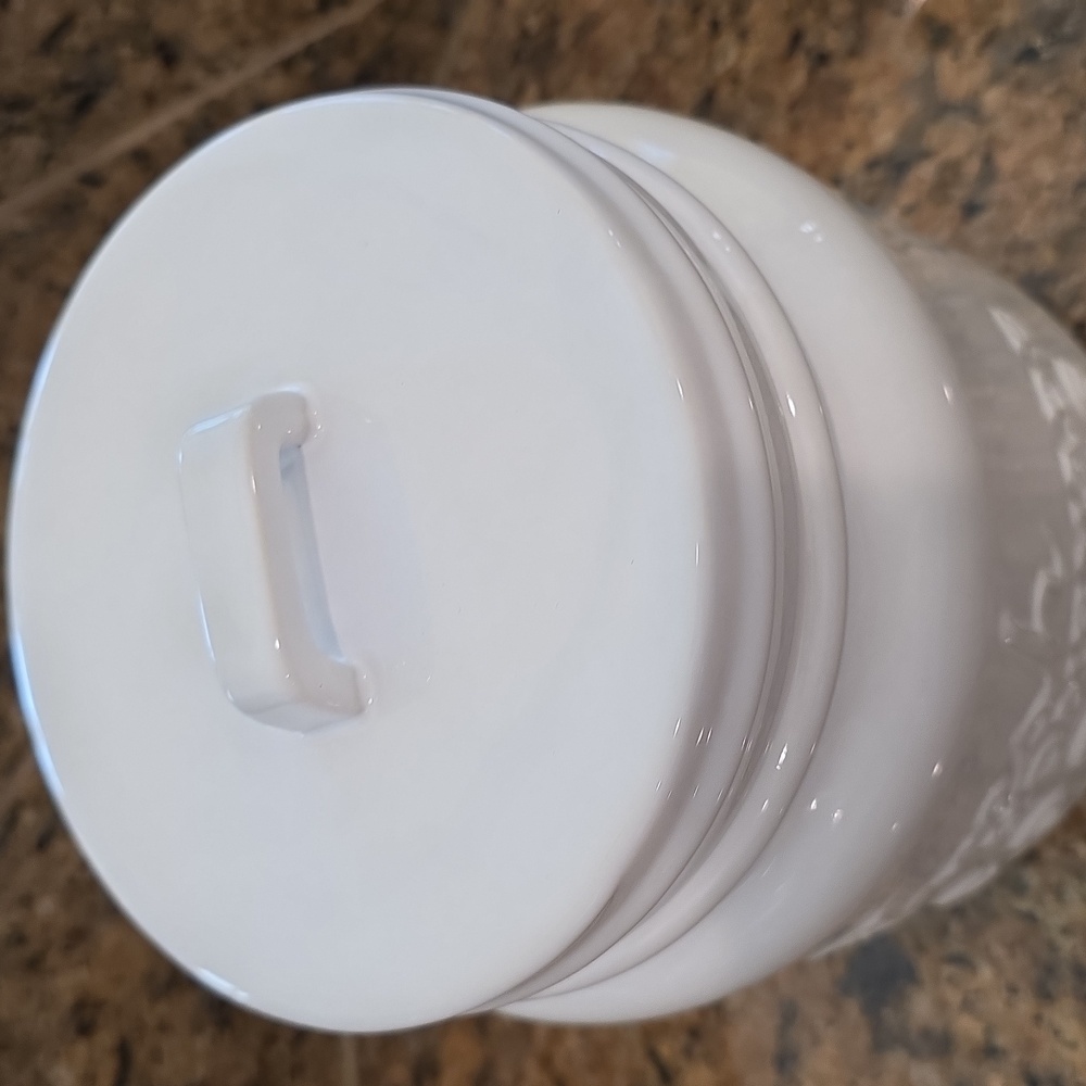 Crate & Barrel White Ceramic Cookie Jar - Picture 4 of 6
